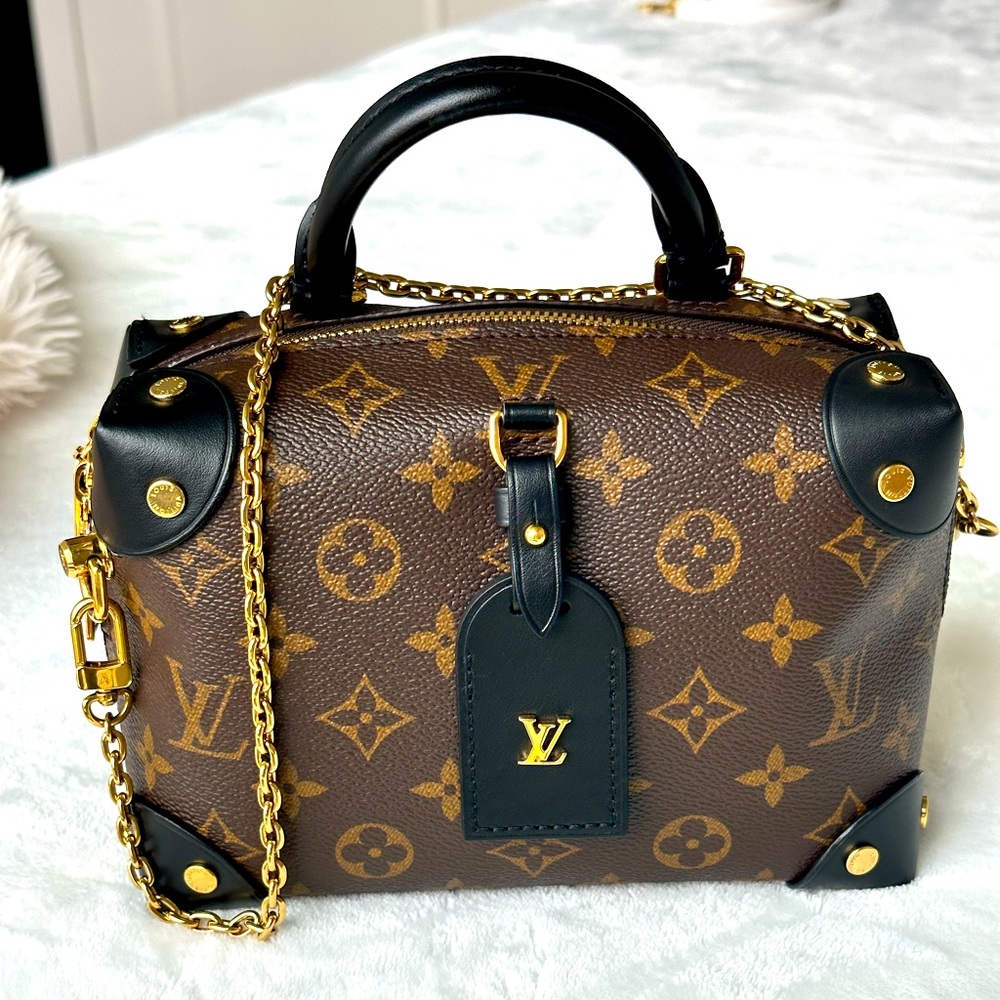 ❌SOLD❌ LV top handle/cross body